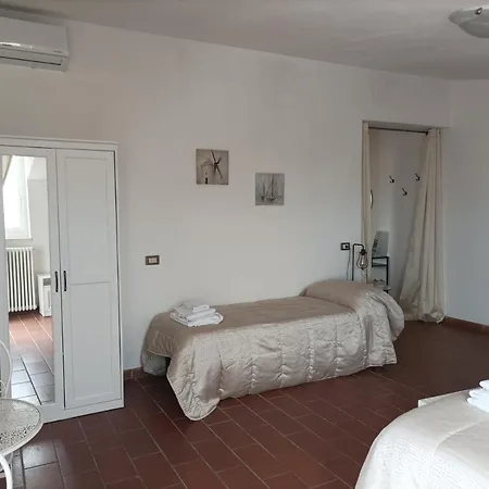 Holiday home Dimora Erminia *